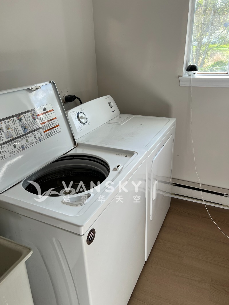 260415224528_Laundry room -1.jpeg
